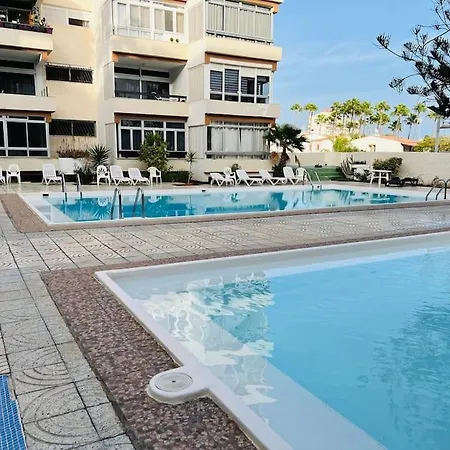 Atlantis 1 Apartment